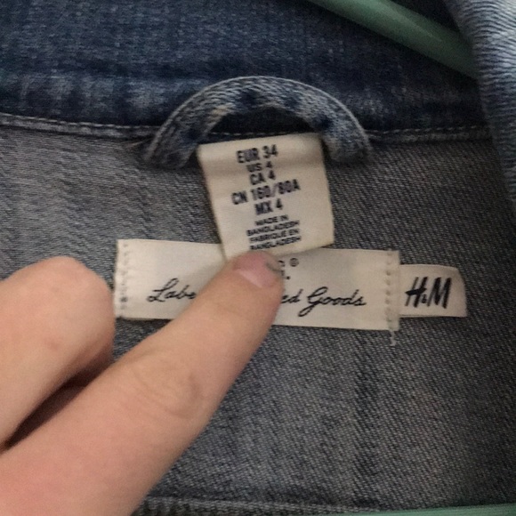 H&M denim jacket - Picture 2 of 2